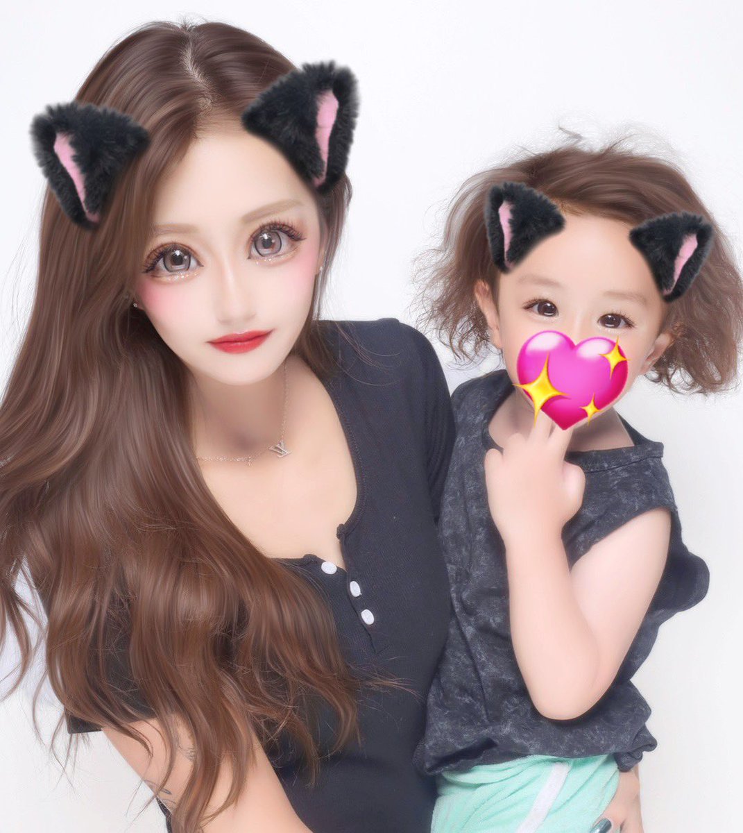 saa_____8's tweet photo. あいちてる💖 https://t.co/Ot8Nk2FcM5