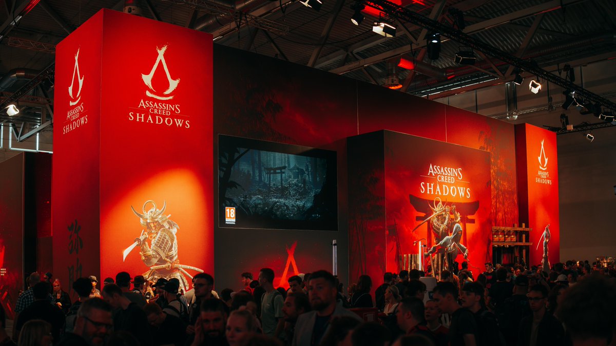 Ubisoft's tweet photo. Hallo #Gamescom 👋 

Join us at Hall 6.1 for a closer look at #AssassinsCreedShadows, and get hands on with #StarWarsOutlaws 🎮 https://t.co/dCuRk7VYox