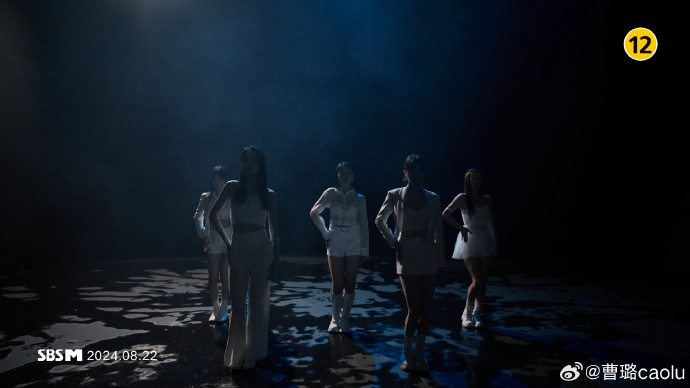 nugupromoter's tweet photo. Cao Lu has announced that FIESTAR's comeback MV on August 31 has been approved for broadcast

She also shared some spoiler photo for it on her Weibo account https://t.co/A3AvOtR4MS