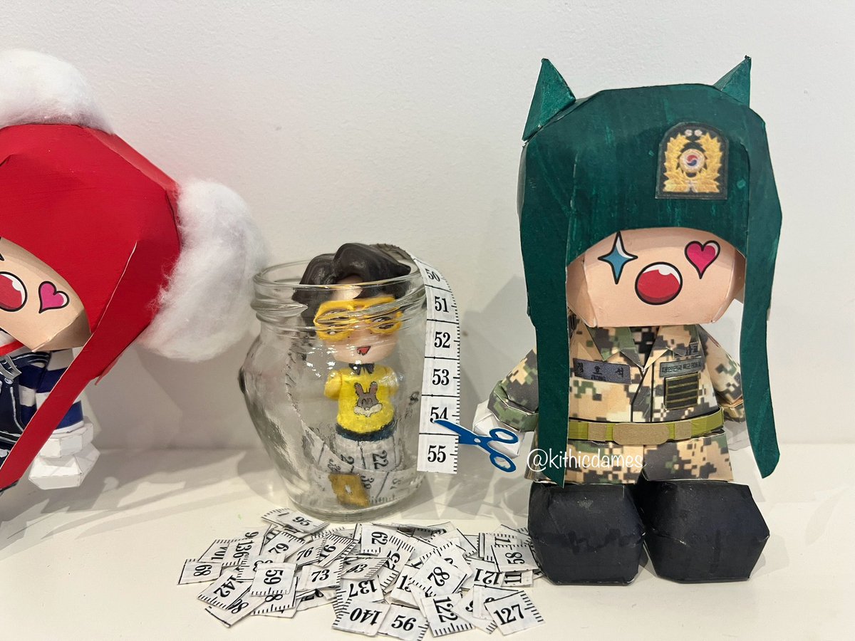 kithicdames's tweet photo. D-55
23 August 2024 - KST
#jhope_countdown
#WaitingForHope
#jhope #CreateWithjhope
The “BER” months has entered the room which means Christmas is coming and most importantly Hobi could celebrate it with us again! Why Santa Hobi wanted to say hi! https://t.co/q4edAgoYPM