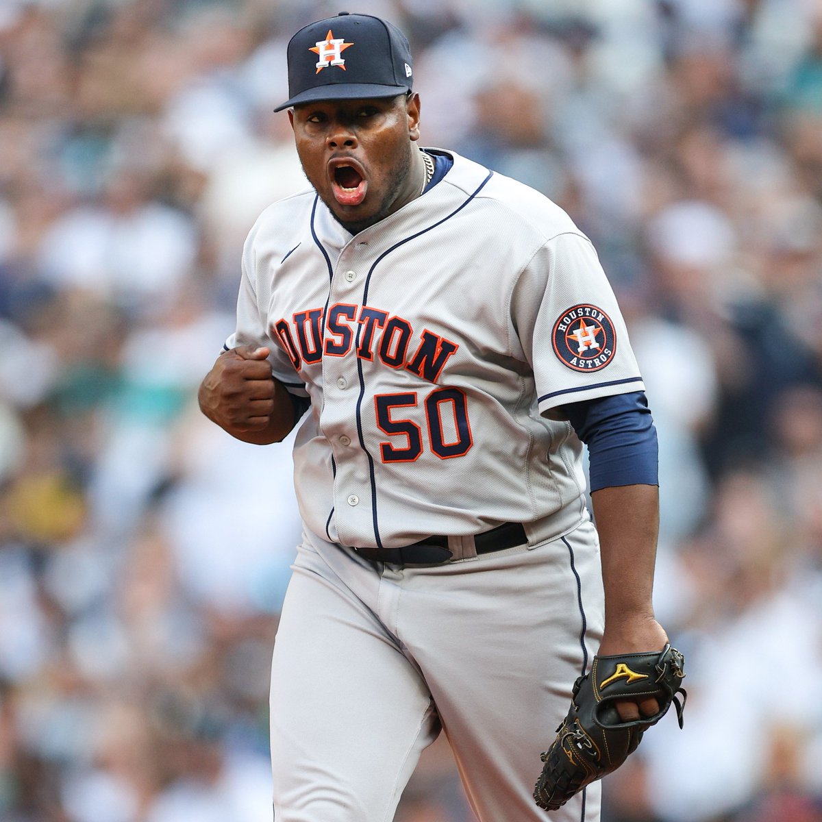 The Astros are re-signing Hector Neris, per <a href="/AriA1exander/">Ari Alexander</a>