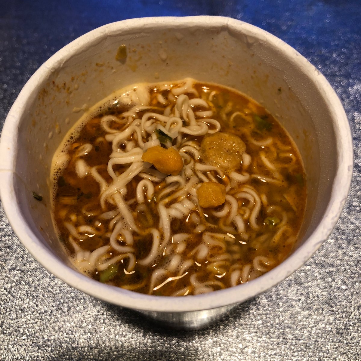eats_tokyo's tweet image. トムヤムラーメン
#tomyumnoodles #cheatfood #mama
お土産に頂いたカップ麺