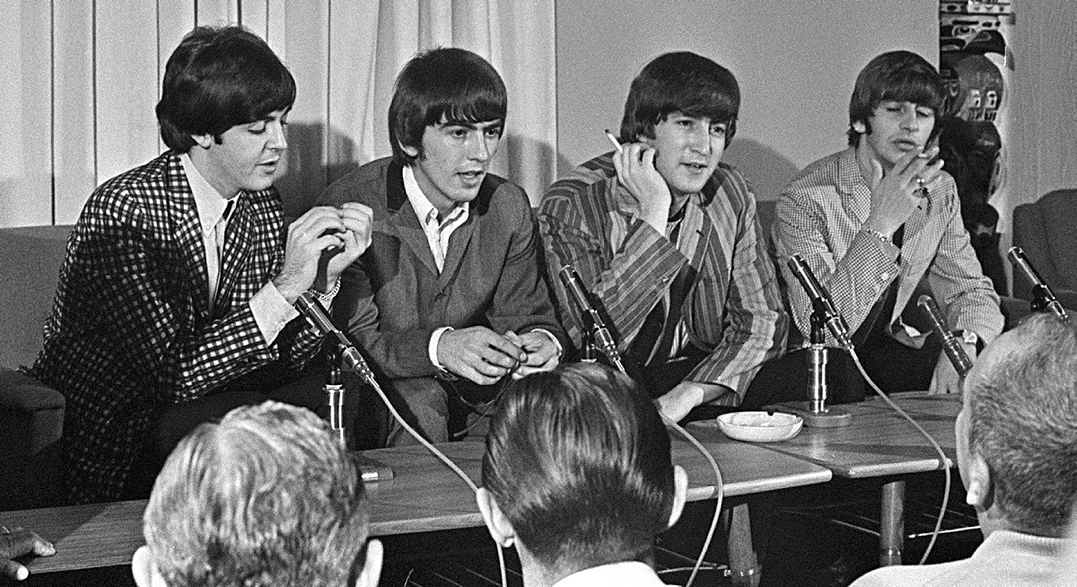 deejayred's tweet image. 60 years ago this afternoon, on August 22, 1964, @thebeatles held a press conference before their show at Vancouver's Empire Stadium. More: bit.ly/4dy3fbA