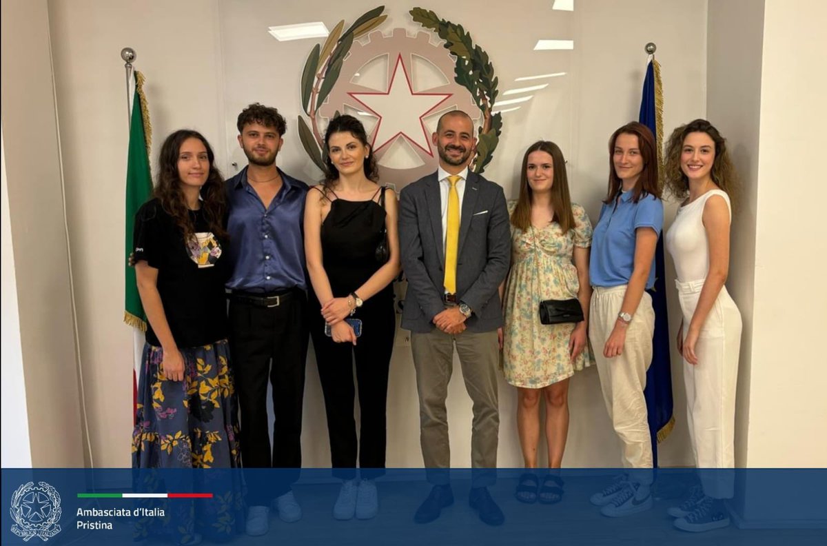 ItalyinKosovo's tweet photo. Congratulations to our fantastic group of #Kosovo students awarded by @ItalyMFA with a scholarship for the next academic year. Happy to have hosted some of them at the Embassy and answered their questions. Buona fortuna in #Italia, ragazzi! 
🇮🇹🇽🇰🇪🇺 https://t.co/mtM33VjQRR