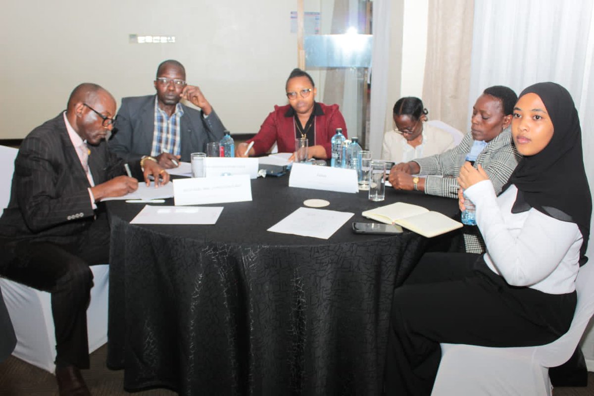 FCDCKenya's tweet photo. A stakeholders' meeting, chaired by #NEDI Coordinator Mohammed Guleid, resolved the impasse between local residents and contractors on the Horn of Africa Gateway Construction project. Construction will resume immediately. #HoaGDP #NEDI https://t.co/idypiYcH7L