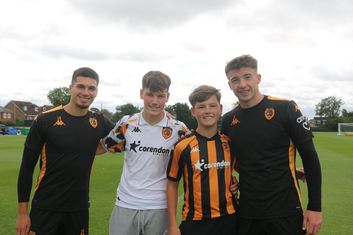 tigerstrust's tweet photo. We were thrilled to take two of our @USW_FootballCP competition winners on a tour of the @HullCity Training Ground this morning! 🐯

During the tour, the pair explored behind-the-scenes areas before watching the first team train and taking photos with the players! 📷

#hcafc https://t.co/aRHH0HyzOL