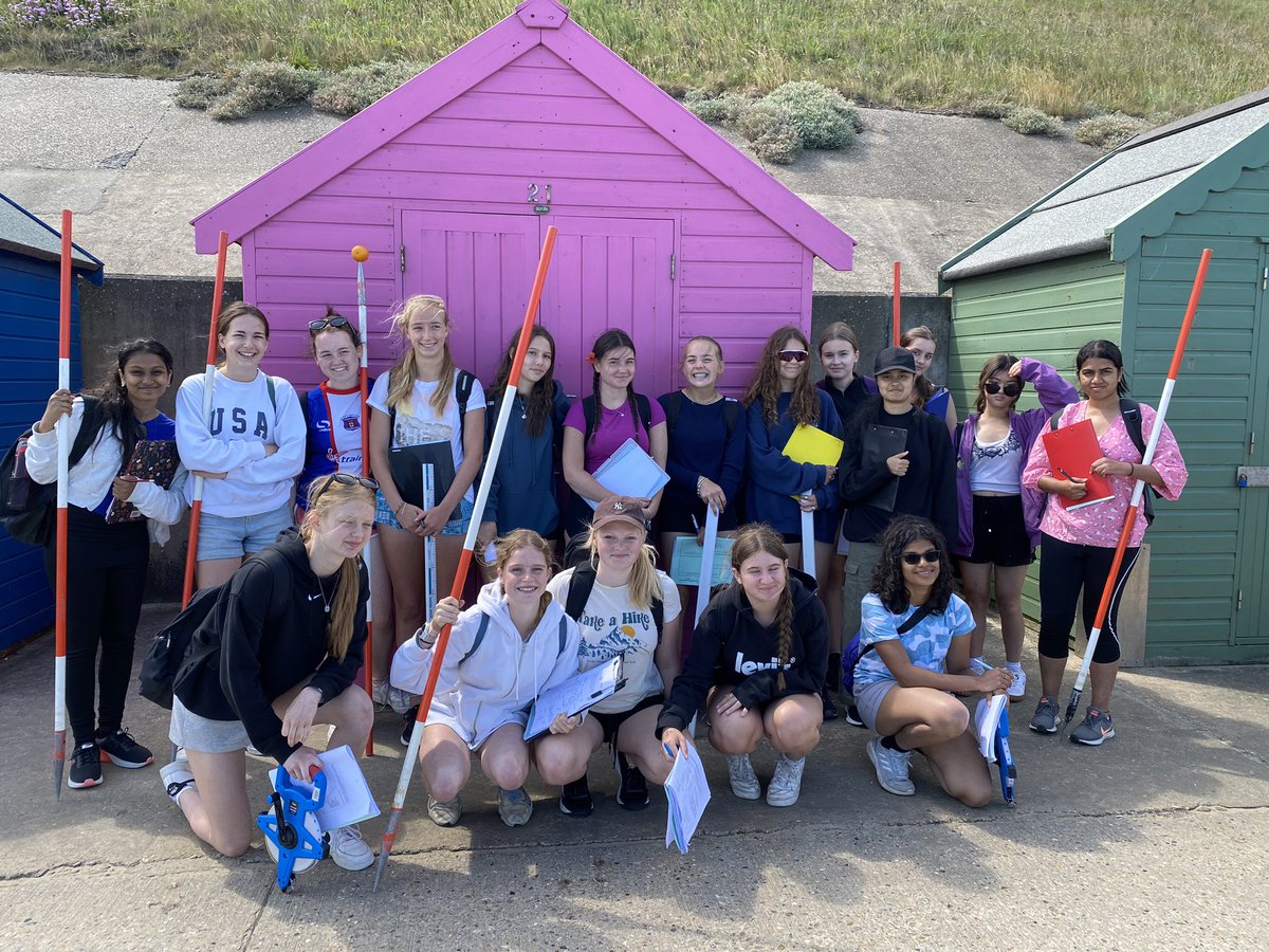 BGS_Geography's tweet photo. Very proud of the #BGSYear11 #Geographers on their #GCSE results today π #KeepGeogging #BGSGeography https://t.co/KeorkzHs5y