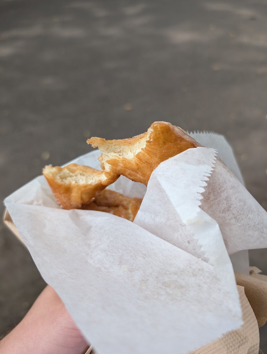 Sam Hoffman tweet media