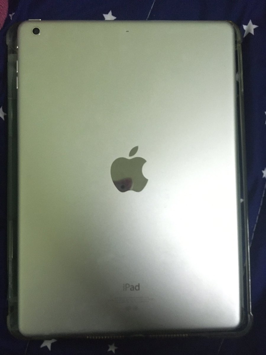 yylaii's tweet photo. Ipad air1 32gb 2000฿ไม่ติดไอคราว ไม่มีตำหนิ เครื่องใช้เอง นัดรับได้นนทบุรี ตามสถานีรถไฟฟ้า #ไอแพดมือสอง #ขายไอแพด #ไอแพด https://t.co/aITegVnpQP
