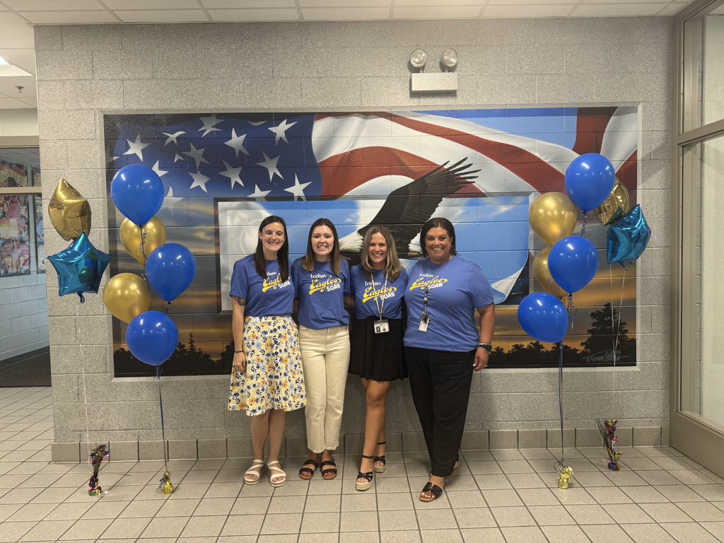 The SECOND GRADE team is so excited for the first day!