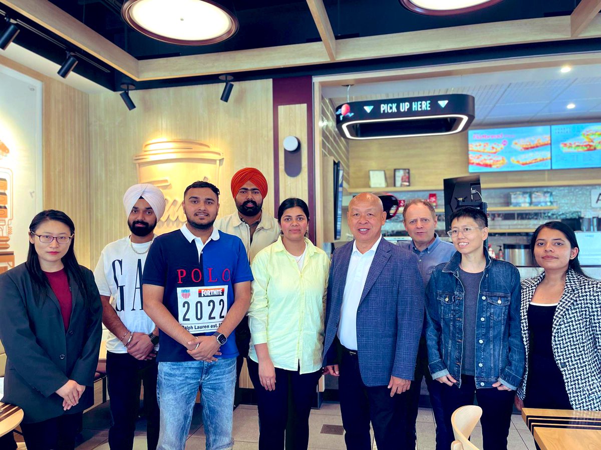 ISSU MB would love to extend the gratitude for having the opportunity to meet with the honourable Immigration Secretary of Canada, Paul Chiang and MP Kevin Lamoureux for their willingness to discuss draws and immigration reforms. We also had the opportunity to hand over the