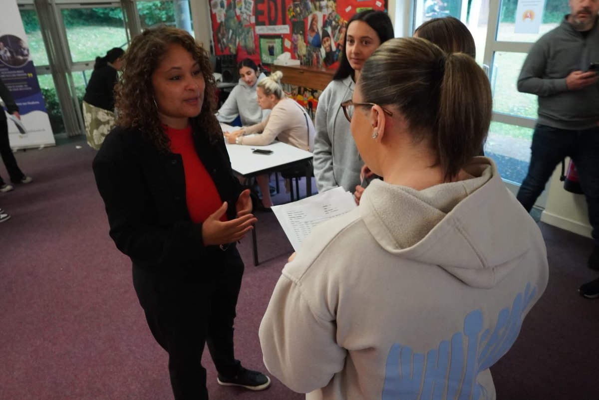 Thank you to Natasha Irons, our new MP, for celebrating with us today and having inspirational and motivational conversations with our Coloma girls. A room full of female leaders ready to take on their new challenges, what a privilege. @NDIrons