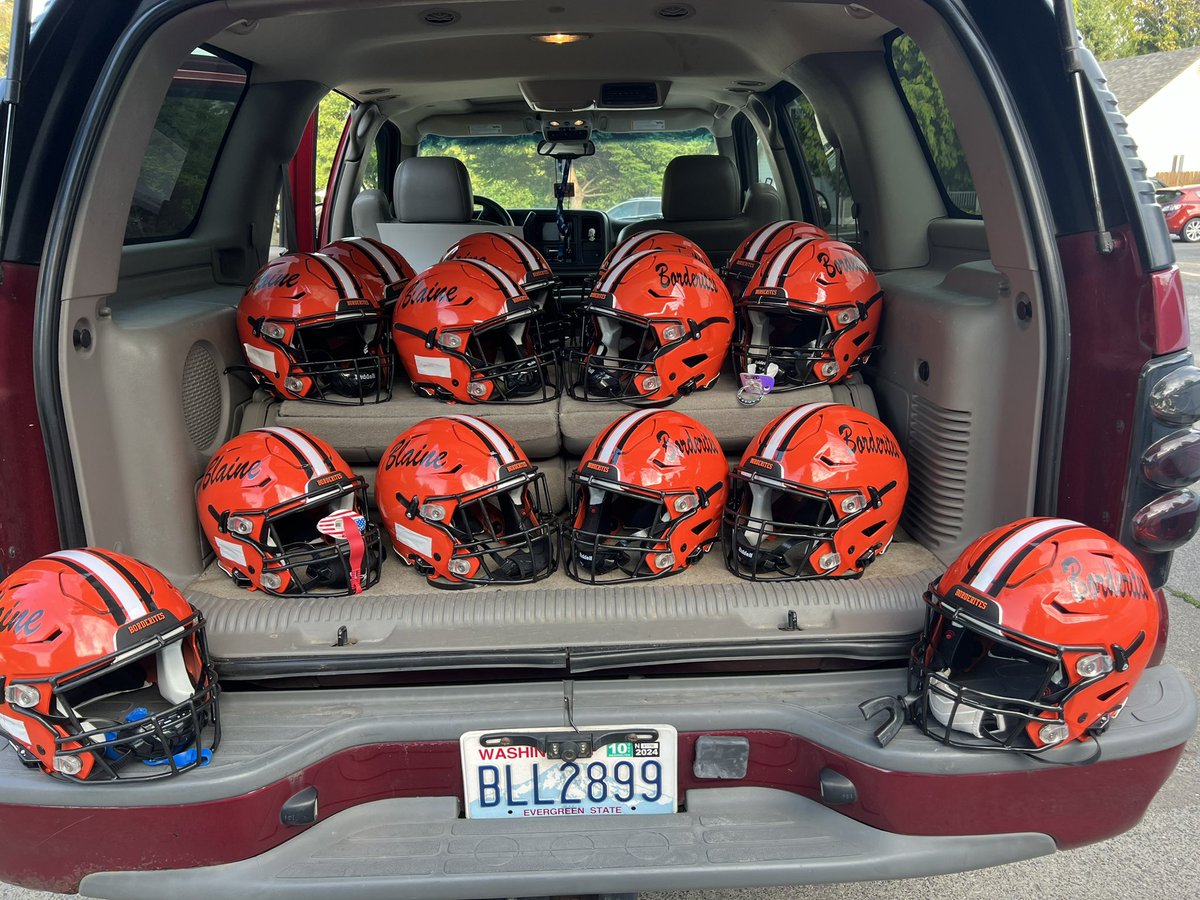 CoachOlson_'s tweet photo. New lids for a new year. #goborderites https://t.co/VIRLldnrOW