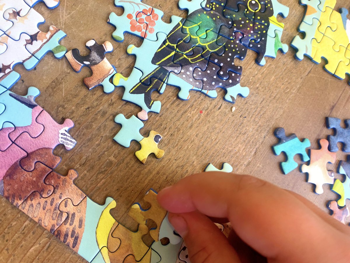 WOW! What a busy Climate Club drop-in we enjoyed this afternoon. It was standing room only at times with lots of first-time visitors eager to find out what were all about. 

Lots of tea, cake and giggles. It was a joy to welcome everyone. 💚🌍