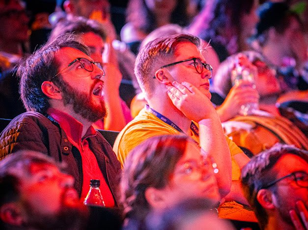 electronicdojo's tweet photo. 3 days, 900+ photos...The official VSFighting XII Photo Album is now live! If you see yourself or your friends, feel free to use the photos! 😁 Thank you all for attending and making VSF a special one! #VSF❤️

📸 by @sbdesignworks 

https://t.co/JTKJJ950fc https://t.co/6xojoANoCp