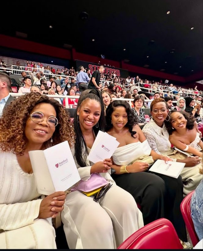 Adamsjerry666's tweet image. Hail  the light🔺💡🔺
#illuminati #famous #thelight #wealth #USA #uk #cabada #California #autrali