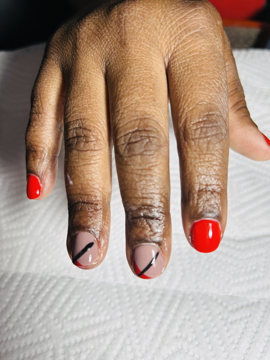Ms_Masana's tweet photo. Nails @ Malamulele section A, Madume garage. Text 0677394640. https://t.co/TQiZSK1wx3