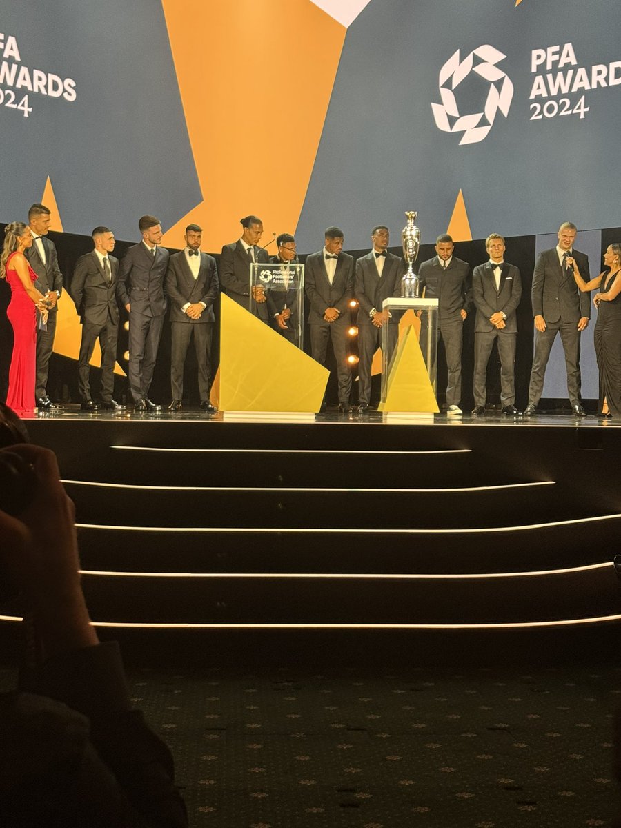 Alex Rodman tweet media