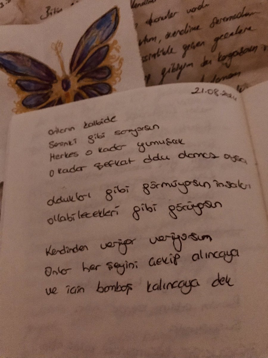 Yaşattığını yaşamdan ölmezmiş insan..