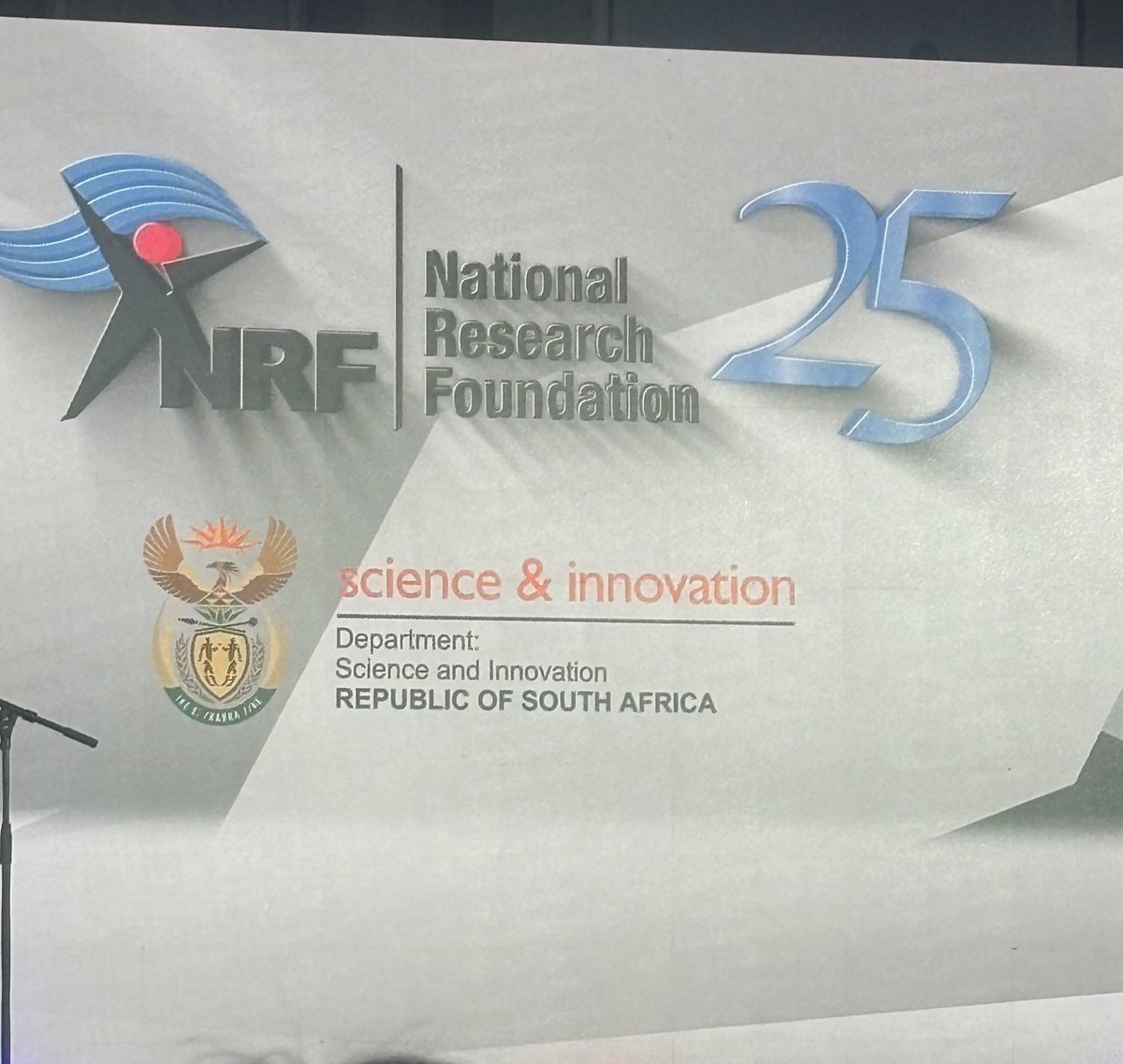 Tonight @dsigovza Deputy Minister <a href="/DMNomalungelo/">Nomalungelo Gina</a> will address 2024 <a href="/NRF_News/">National Research Foundation of South Africa</a> Awards, recognising the excellent contributions of  South Africa’s scientific researchers and institutions.