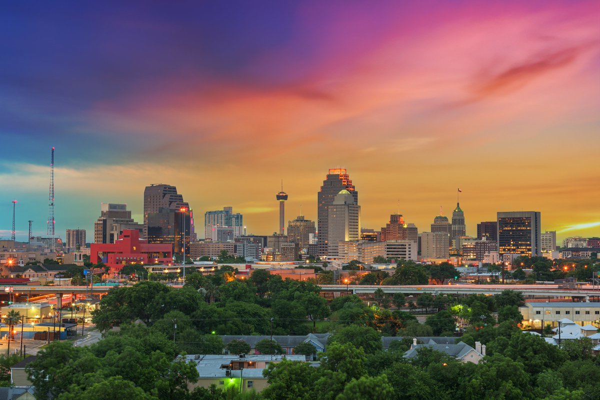 BREAKING: UT System Board of Regents announces plan to integrate <a href="/UTSA/">UTSA</a> and <a href="/UTHealthSA/">UT Health San Antonio</a> into one premier global university to best serve Texas and the nation. utsystem.edu/news/2024/08/2…