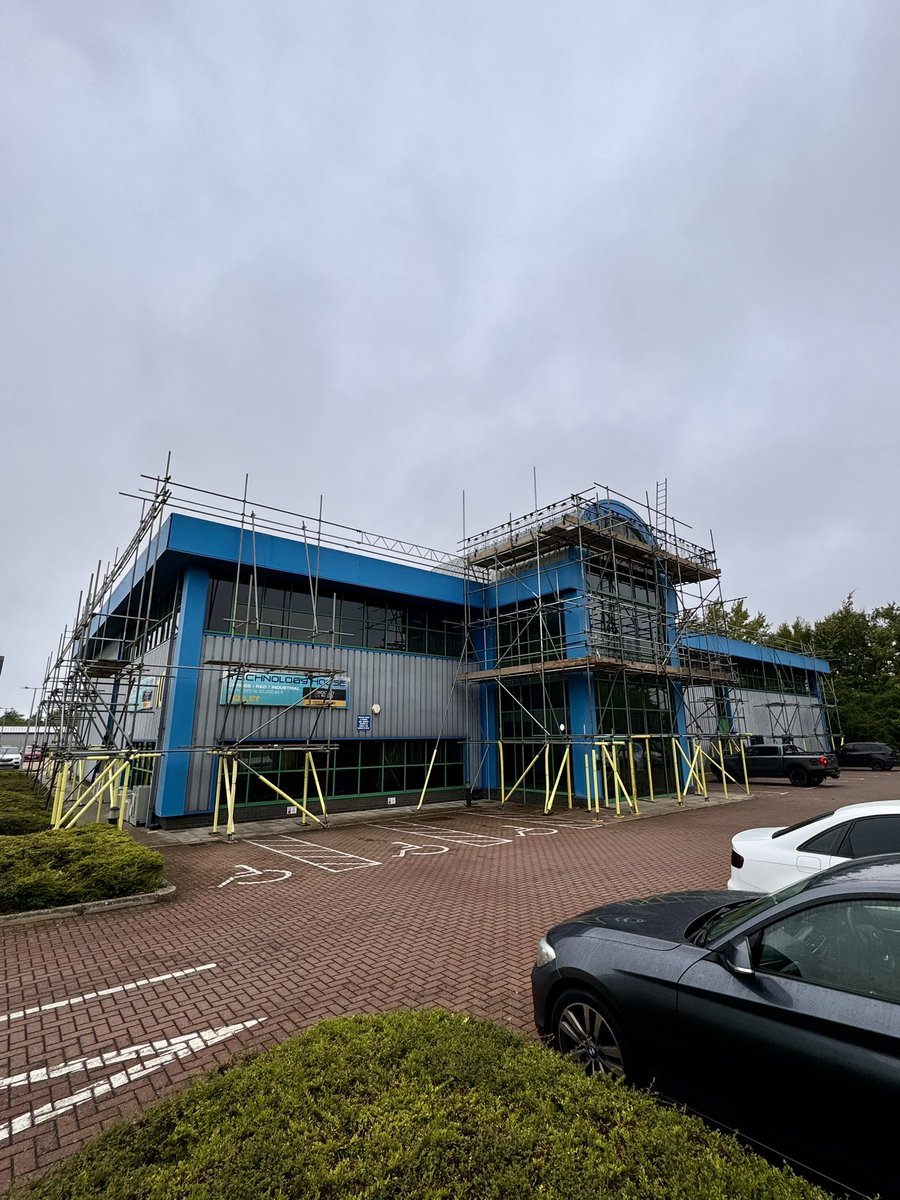 _GuyMoore's tweet image. Ahead of schedule ready for trades to commence works next week. 💪

📞 01202 287857
✉️ scaffolding@uptoproofing.co.uk