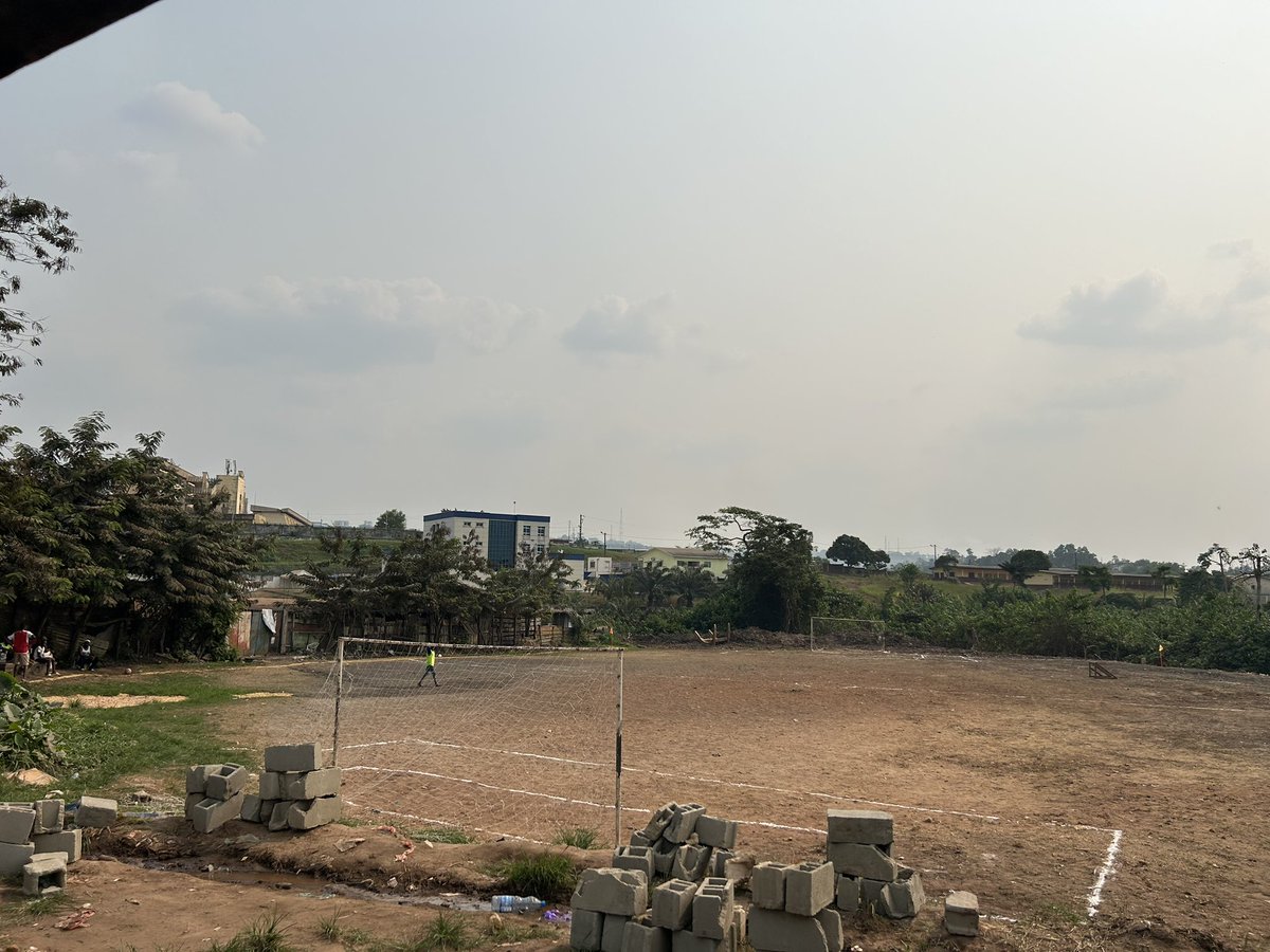 🏟️ Stade de la Gestafa à potos,  derrière le bord de mer ⚽️

Le genre de terrain qui respire le foot, et qui mérite d’être racheté par l’Etat qui pourrait y ériger un mini terrain synthétique (un five)… #Gabon 
<a href="/ondscofficiel/">Office Sport et Culture Gabon</a> 👋