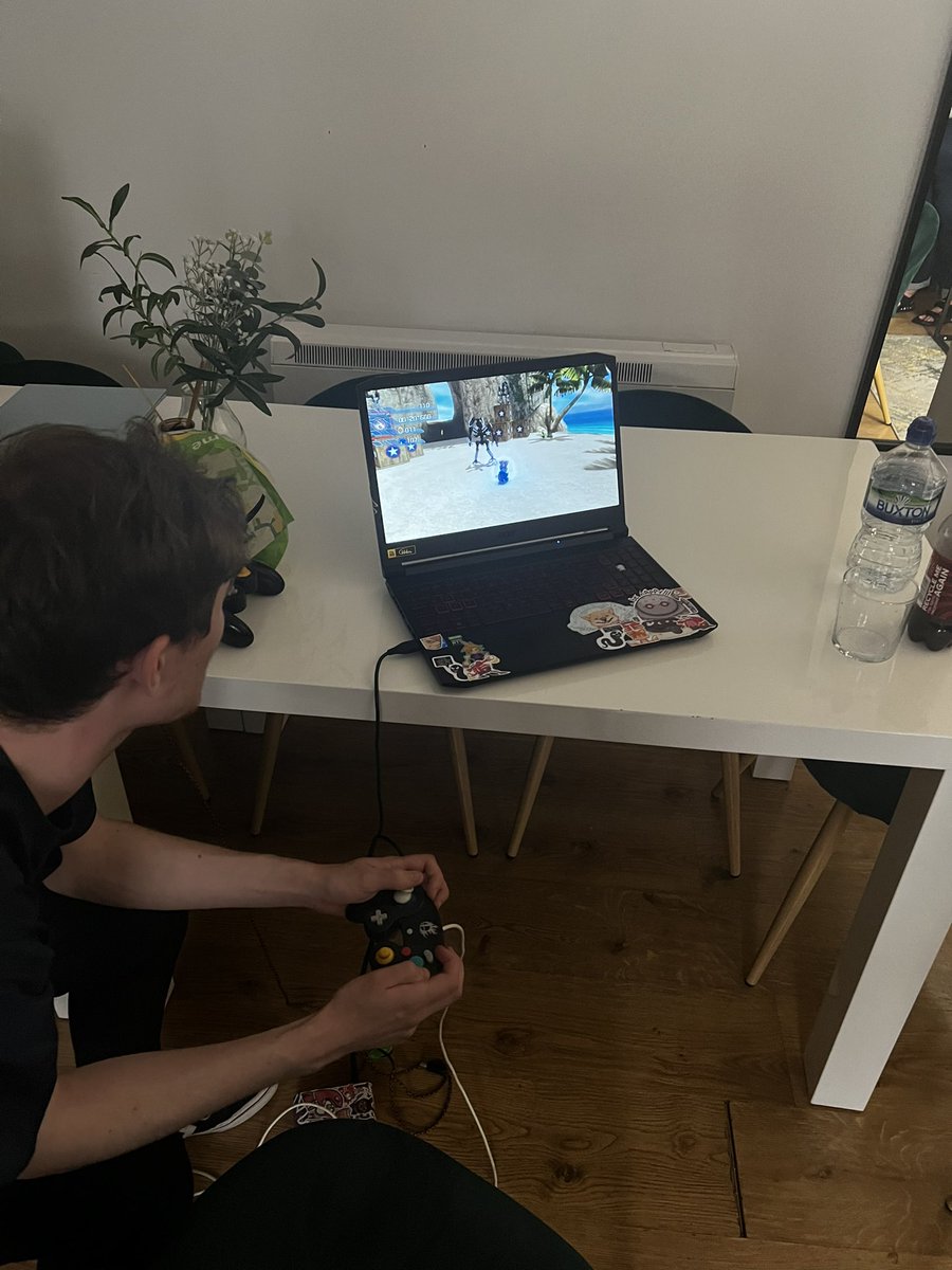 Joe: hey Sam what are you up to?
Sam Brooks-Franklin: Just doing a button check dw