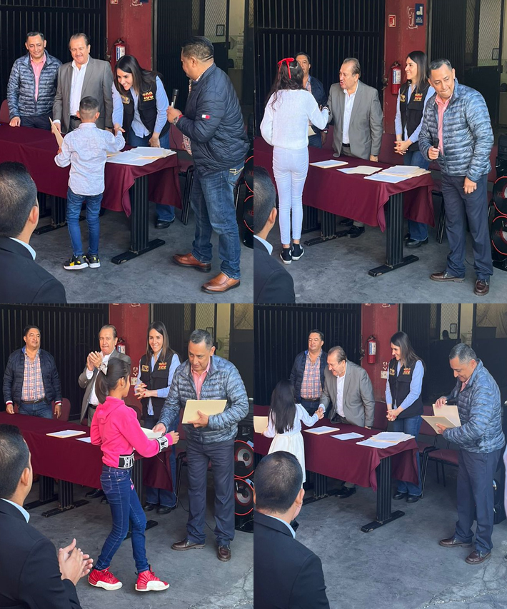 FSUCROM_RM's tweet photo. Se llevó a cabo la entrega de reconocimientos para los hijos de los trabajadores de American Textil y todos estuvieron muy felices https://t.co/1uJsg6o5Ms