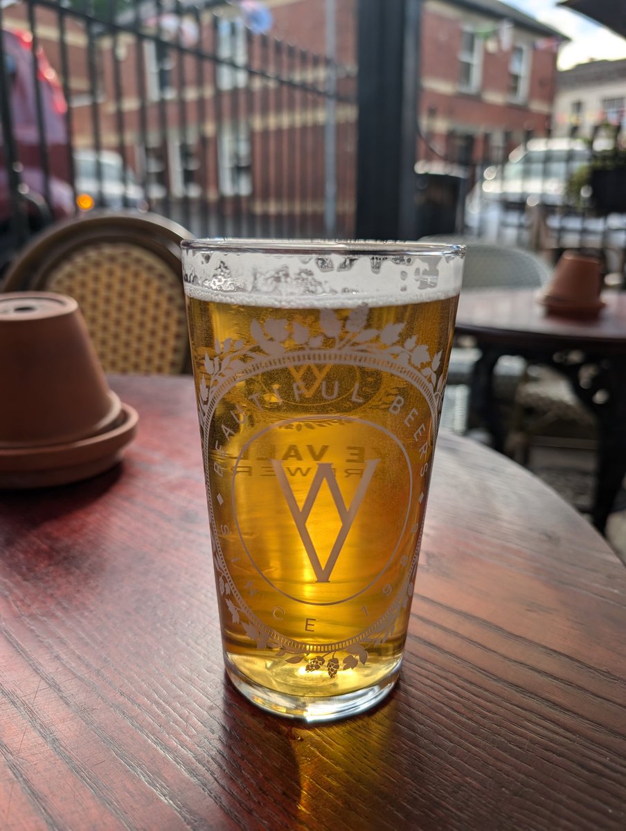 Cymro (@pubscymru) on Twitter photo #HPA by <a href="/WyeValleyBrew/">Wye Valley Brewery</a> at the #Kilverts in #HayonWye
No review as men's toilet out of action this afternoon. No mention of this when ordering drink! ๐ก
Cracking seat outside as well!
Therefore au revoir #HPA by <a href="/WyeValleyBrew/">Wye Valley Brewery</a> at the #Kilverts in #HayonWye
No review as men's toilet out of action this afternoon. No mention of this when ordering drink! ๐ก
Cracking seat outside as well!
Therefore au revoir