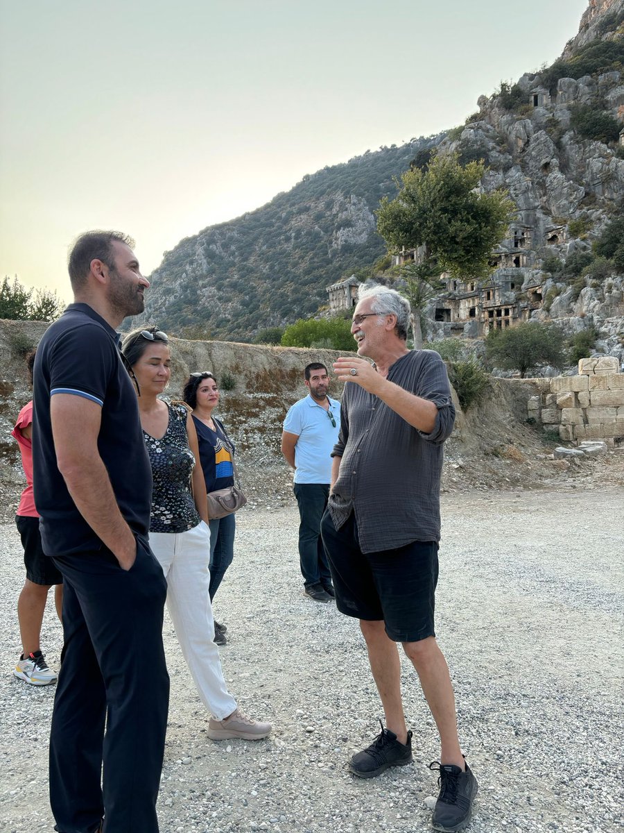 nevzatcevik's tweet photo. Antalya Rölöve ve Anıtlar Müdürlüğü müdürü Veysel Bey ve ekibi ile Myra Tiyatrosu restorasyon projesini etüt ettik. Yıllardır büyük emek verdiğimiz bölgenin en anıtsal tiyatrosunun hayata kavuşması amacına hizmet eden çalışmaları için teşekkür ederiz. @TCKulturTurizm @kazardb https://t.co/tfQqA1DHlw