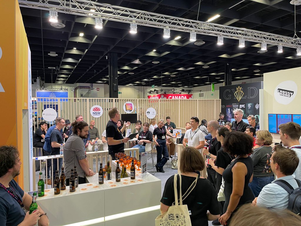 Praising Australia to the masses at <a href="/gamescom/">gamescom</a> #gdaygamescom