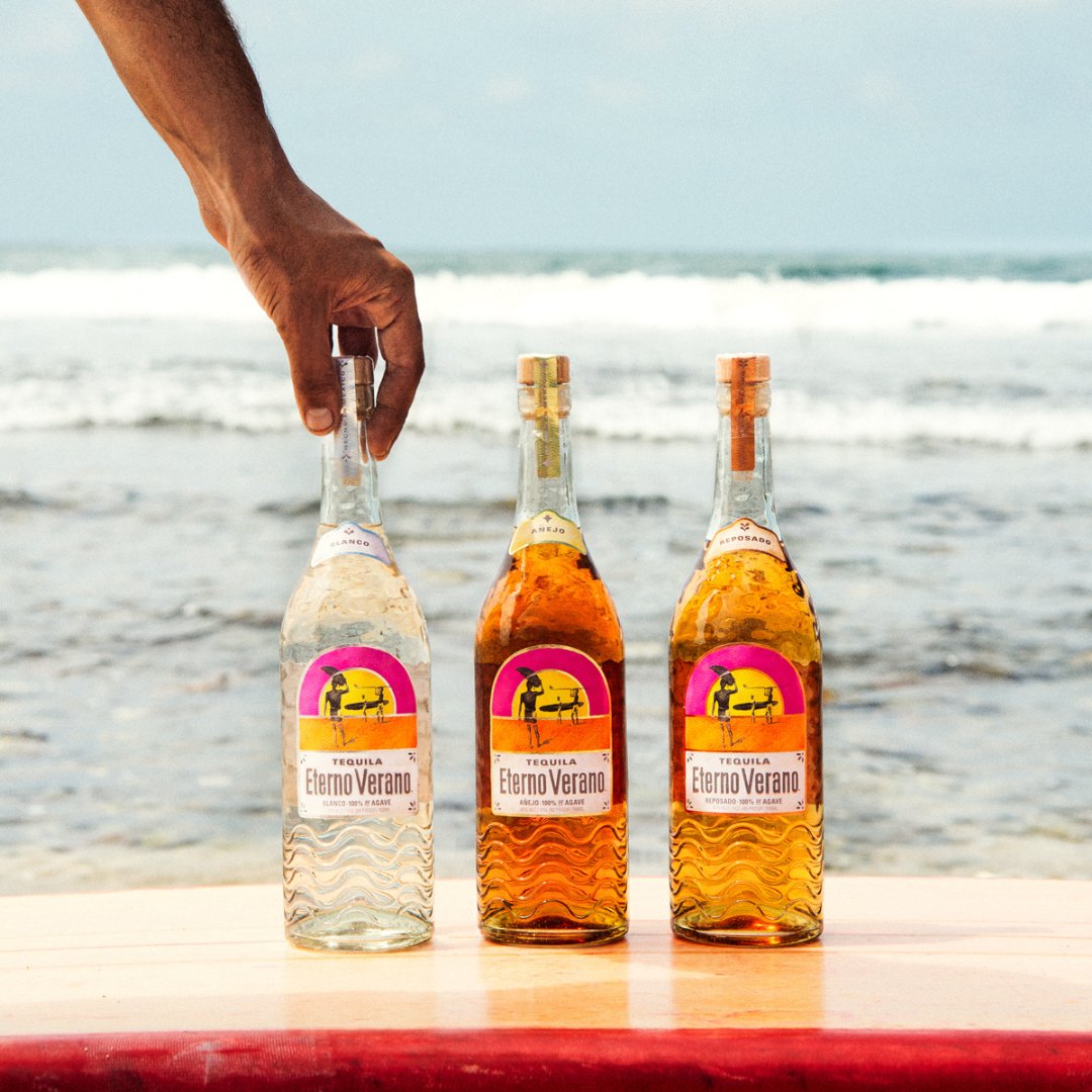 🌊 Catch the wave with Tequila Eterno Verano! Now available at @ABCFineWineSpirits, <a href="/Publix/">Publix</a>, and <a href="/TotalWine/">Total Wine & More</a> stores across Florida. Embrace the endless summer spirit with
every sip!

#TequilaEternoVerano #EndlessSummer #SurfLifestyle #NowInStores
