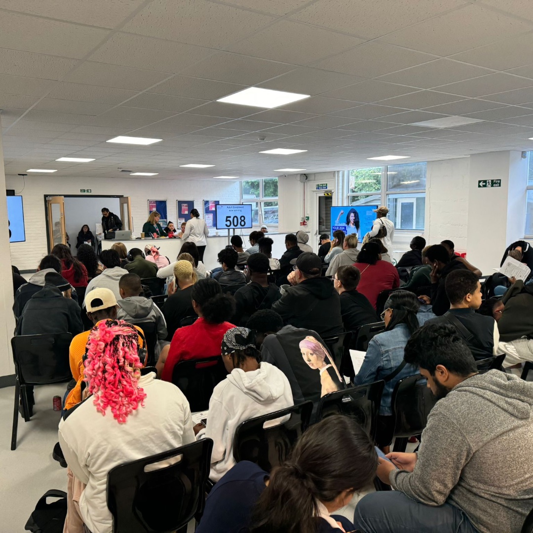 London SE Colleges tweet media