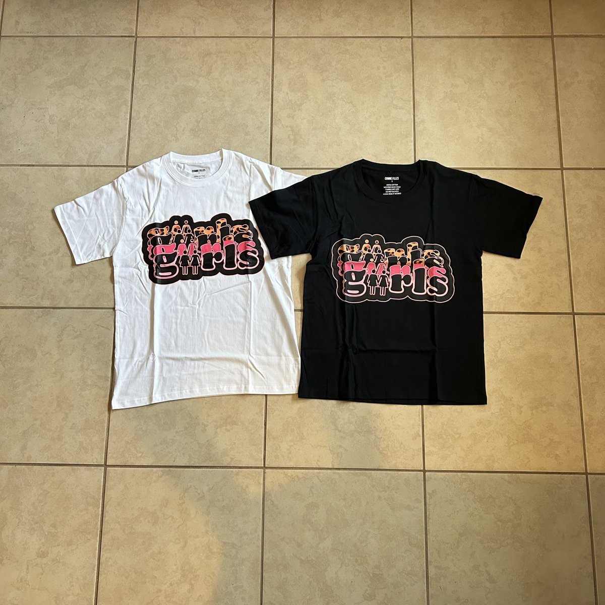 BigCashh's tweet photo. 10. "Khaki Duck Logo" Unisex Tee (Sizes S-2X): $50

11. "Black Duck Logo" Unisex Tee (Sizes S,L-2X): $50

12. "White Multicolored Logo" Unisex Tee (Sizes S-M,XL-2X): $50

13. "Black Multicolored Logo" Unisex Tee (Sizes S-M,XL-2X): $50 https://t.co/hLUTWWcH94