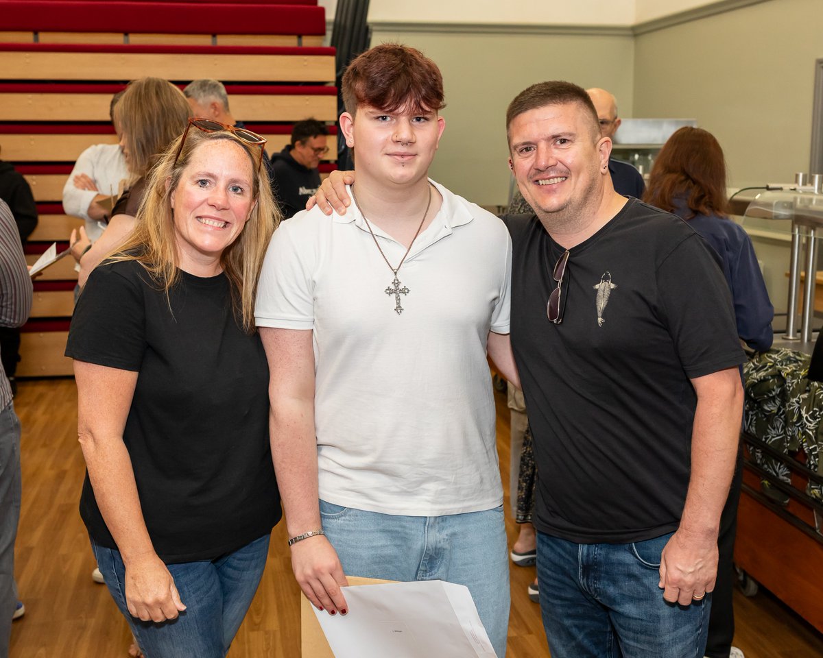 Red House School tweet media