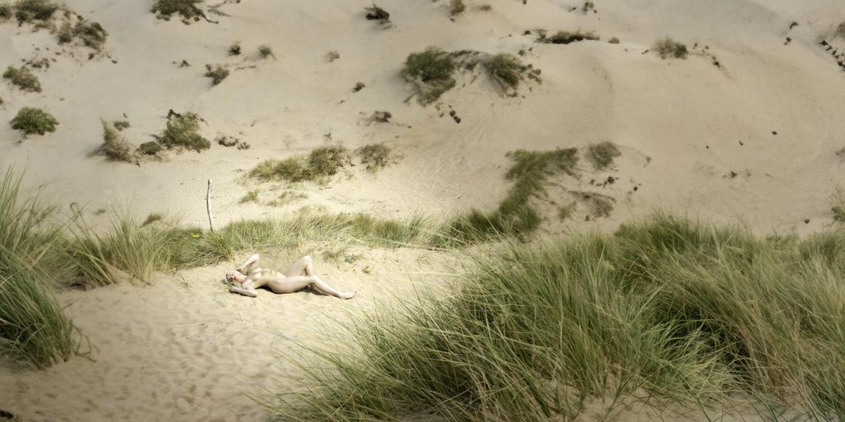 OptimusProTe's tweet photo. Katelisha caught naked on the beach  https://t.co/hJWbVwKelH https://t.co/Nm264gyVhL