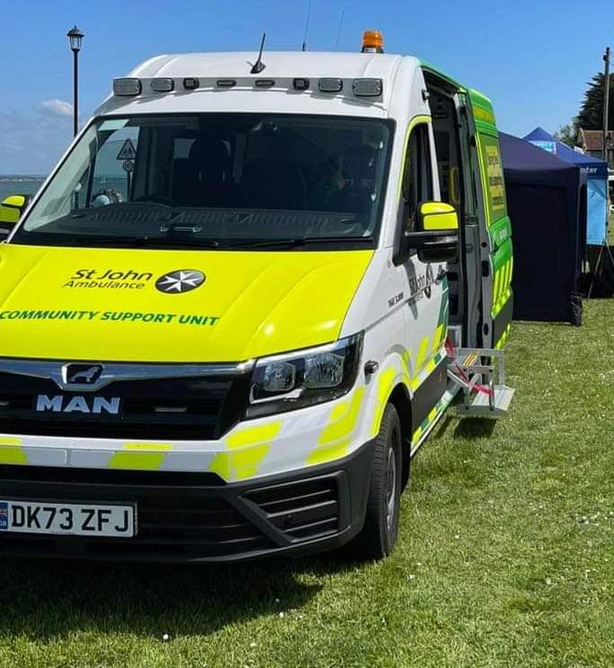 St John Ambulance - Isle of Wight (@sja_iow) on Twitter photo All set and raring to go for the next 4 days at <a href="/IOWSteamRailway/">IOW Steam Railway</a> steam fair at havenstreet. The team will be on hand to look after your safety as well as answer questions about volunteering opportunities. Feel free to pop by All set and raring to go for the next 4 days at <a href="/IOWSteamRailway/">IOW Steam Railway</a> steam fair at havenstreet. The team will be on hand to look after your safety as well as answer questions about volunteering opportunities. Feel free to pop by