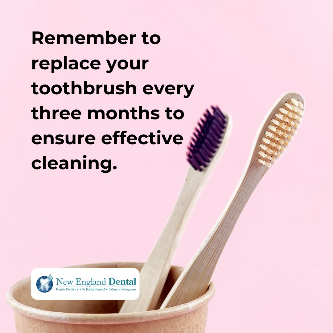 NEDentalLLC's tweet image. Don’t forget—your toothbrush has a lifespan too! To ensure your teeth get the best clean possible, replace your toothbrush every three months. 

Keep your smile at its best by making this simple switch. 

#ToothbrushTips #OralHygiene #HealthySmile #DentalCare #NewEnglandDental