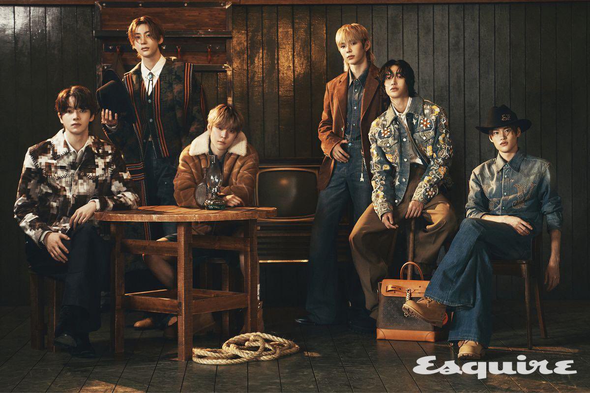 Woosebk's tweet image. A Symphony of Style: The Intersection of Tradition and Modernity.