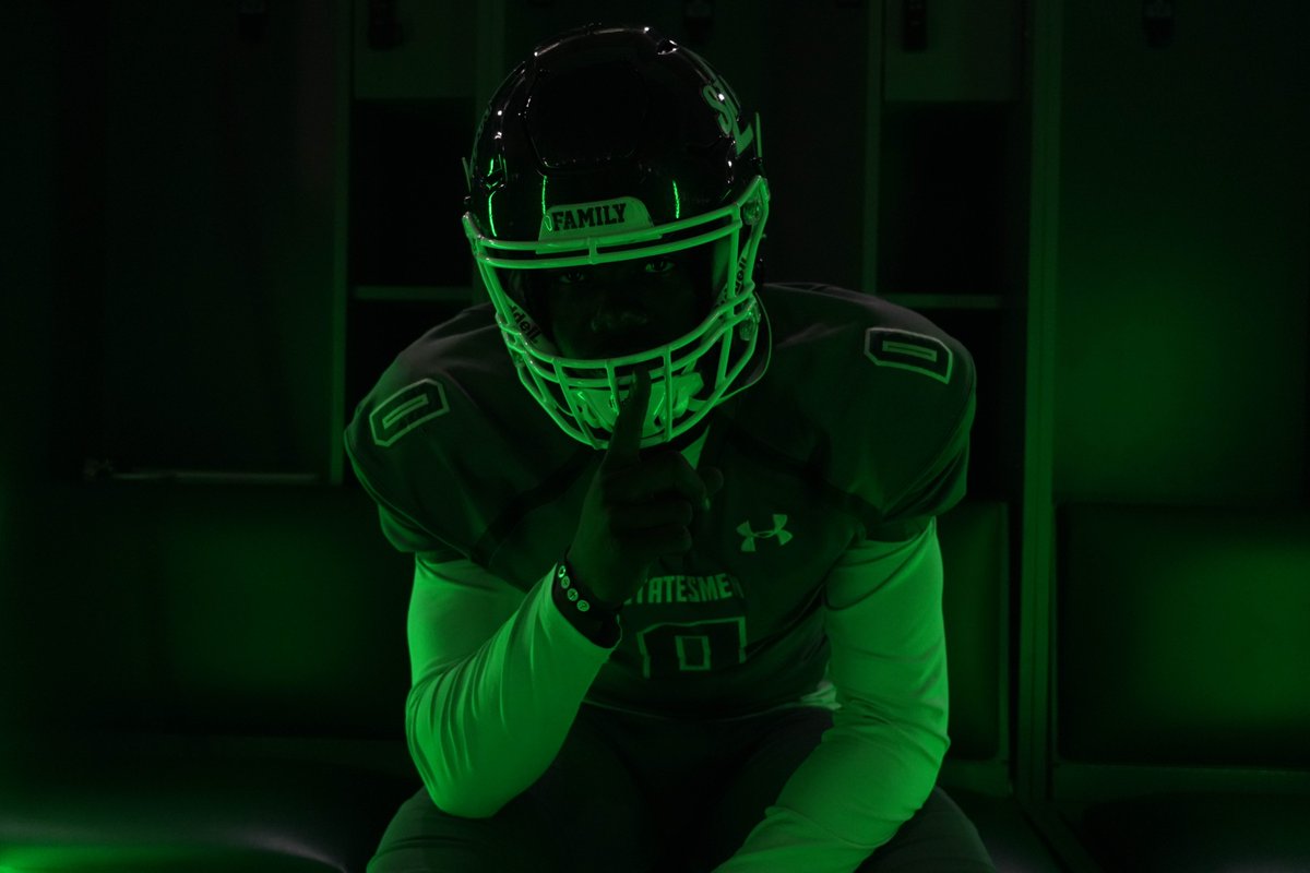 DeltaStateFB's tweet photo. No more waiting. It's game day 🤫 https://t.co/iDIkSBezm3