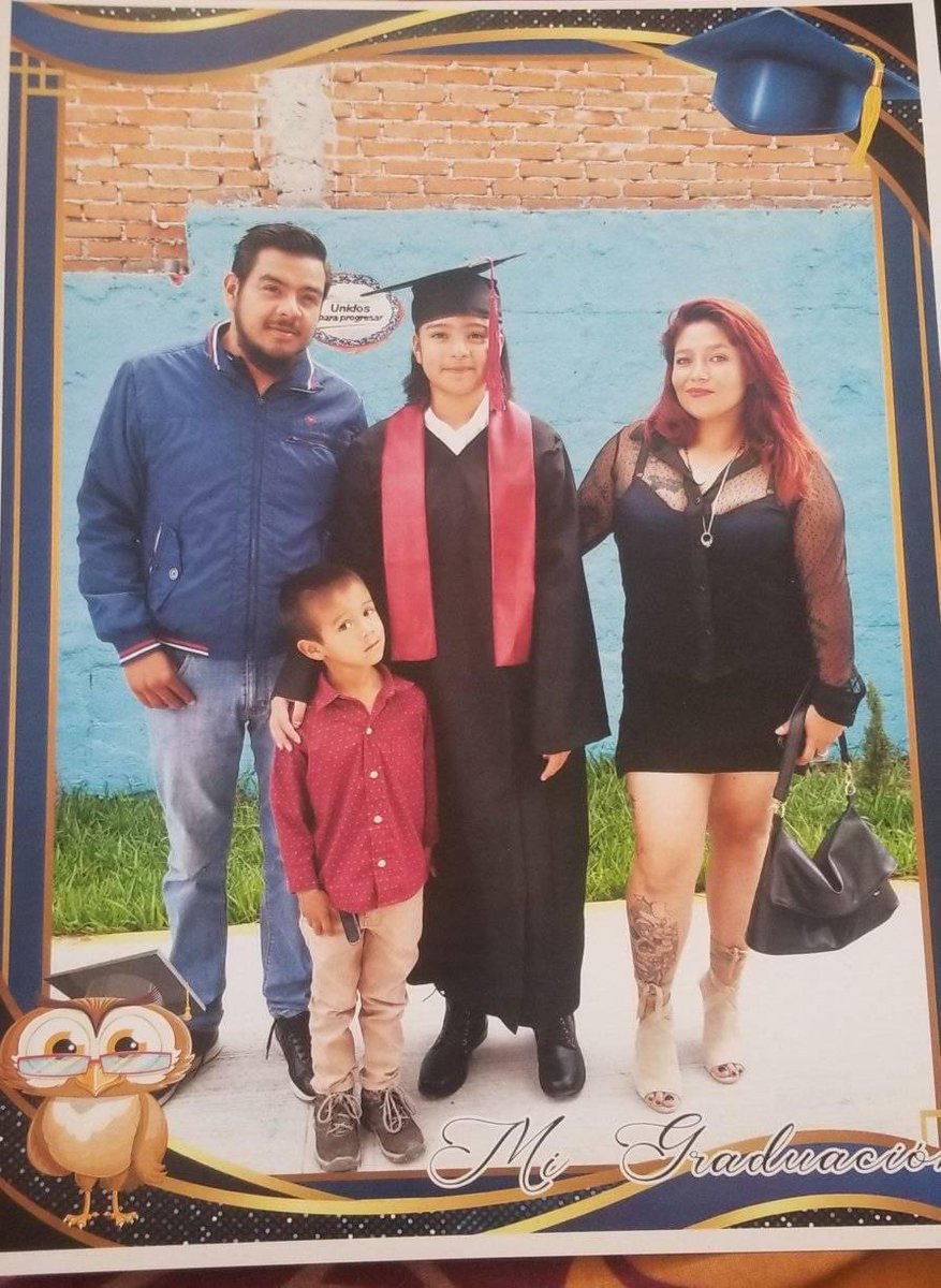 spbestbets's tweet photo. @ALunaSilva @Pueblaonline @CronicaPuebla_ Ahí está la foto, esas mamada de andar tapando las jetas… 

Pinche familia rata 🐀 https://t.co/s4aXnPeemU