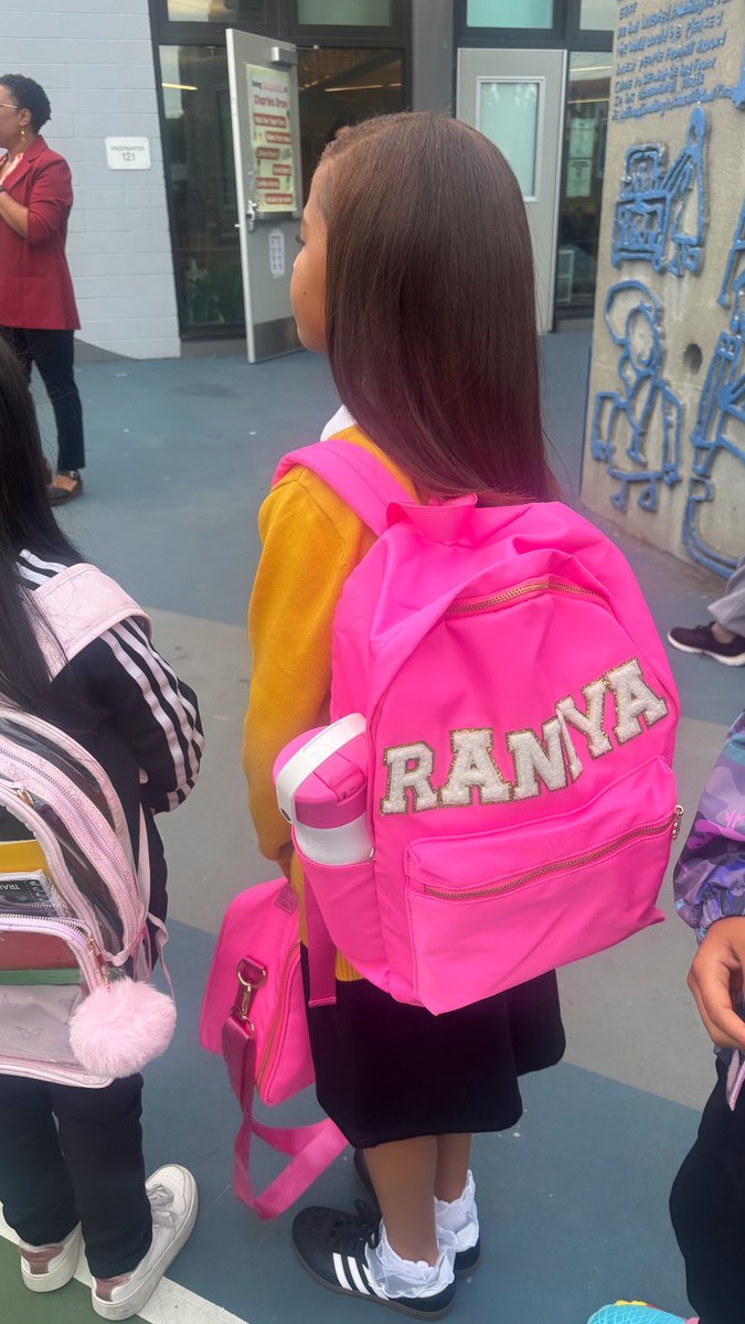 My mini me my 2nd Grader  📖✏️🤞🏾