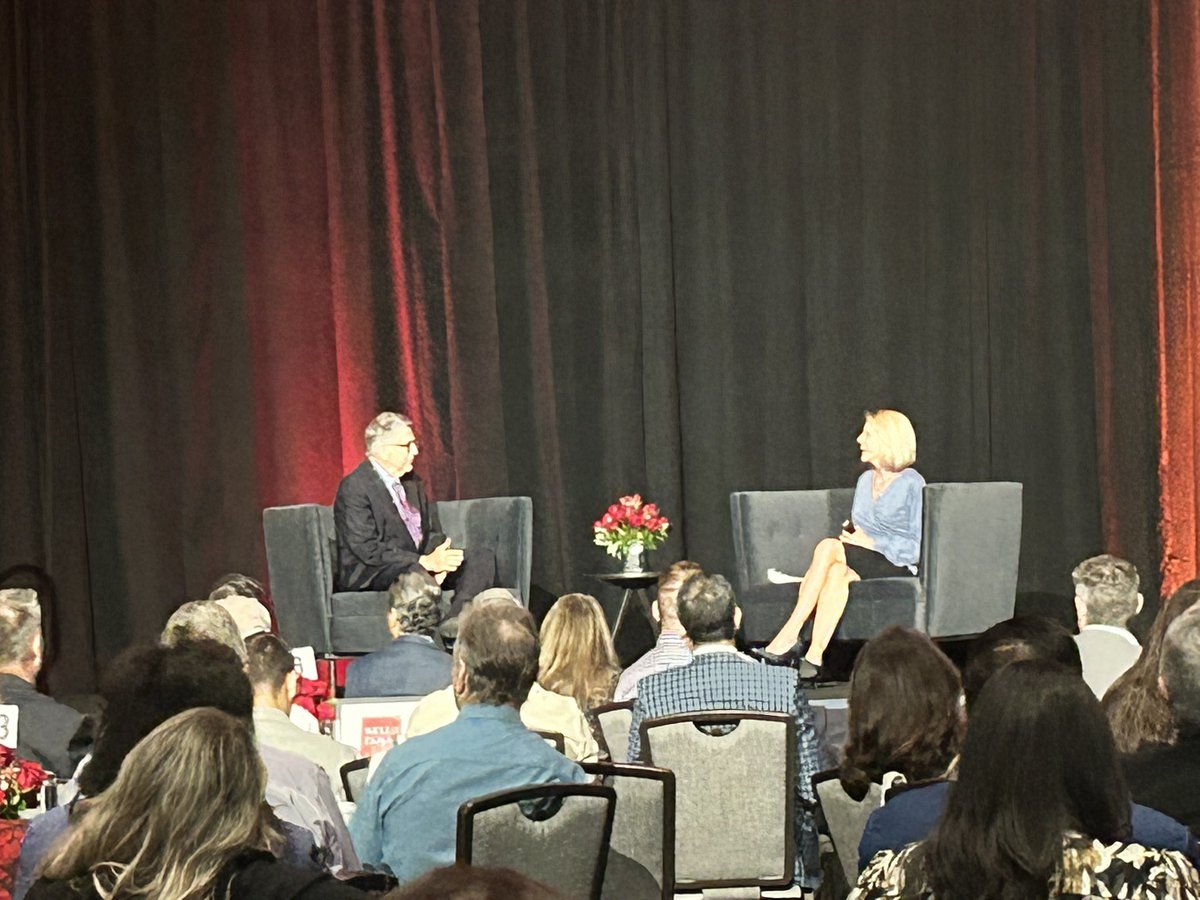 jenpbradley's tweet photo. Exciting fireside chat with @TinaQuigley and Tony Vinciquerra @SonyPictures, CEO #VegasPerspective @LVGEA -Benefits: 19,000 jobs
“Already have number of trained people…”
Competitive edge: proximity to Calif; plus, talent would love to be here. #LocalWorkforce #DiversifyEconomy https://t.co/F9pXguGC9v
