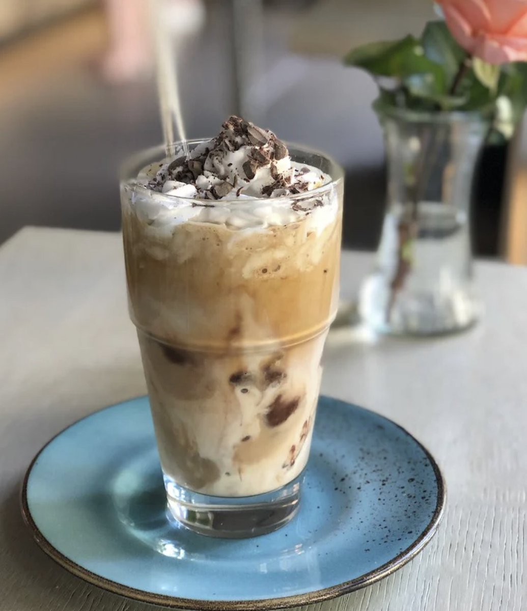 ZAlkaei's tweet photo. @luciayzn Eiskaffee https://t.co/fO3yu1xE7D