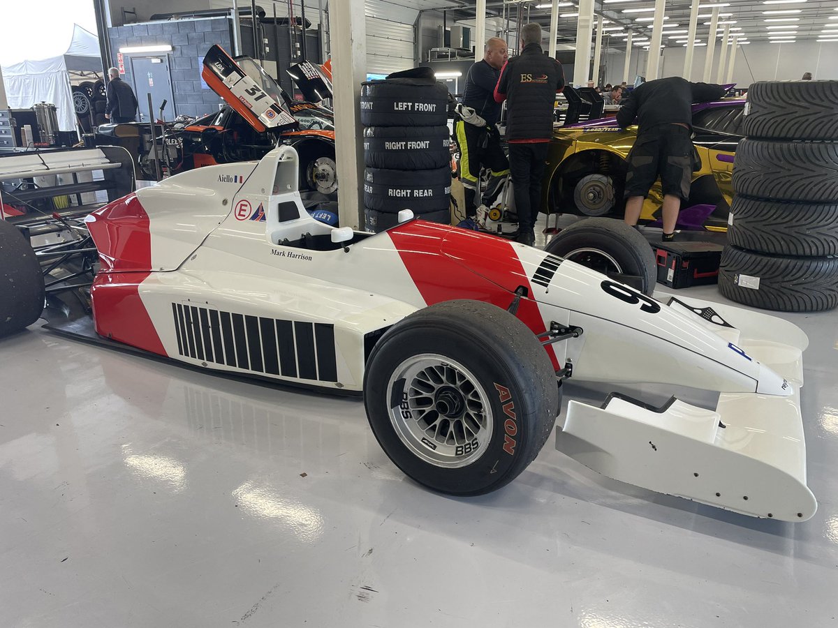 robjaina83's tweet photo. Went out for a walk at work today, amazing what you can find!!! @silverstonefest https://t.co/Lu4umhsJ55