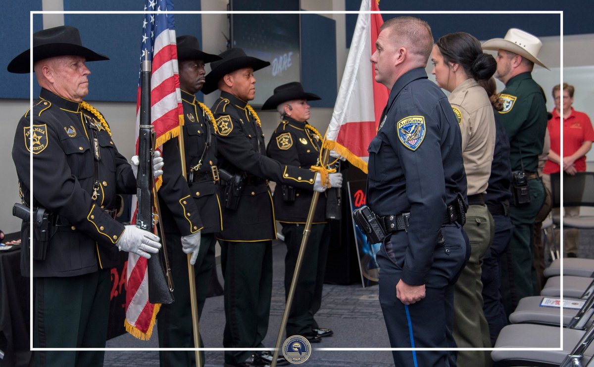fdlepio's tweet photo. Congratulations Drug Abuse Resistance Education Program (D.A.R.E.) Officer Training class 91 in becoming D.A.R.E. certified class instructors! #YourFDLE #DAREProgram #MakeADifference #SayNoToDrugs https://t.co/W07INlb198