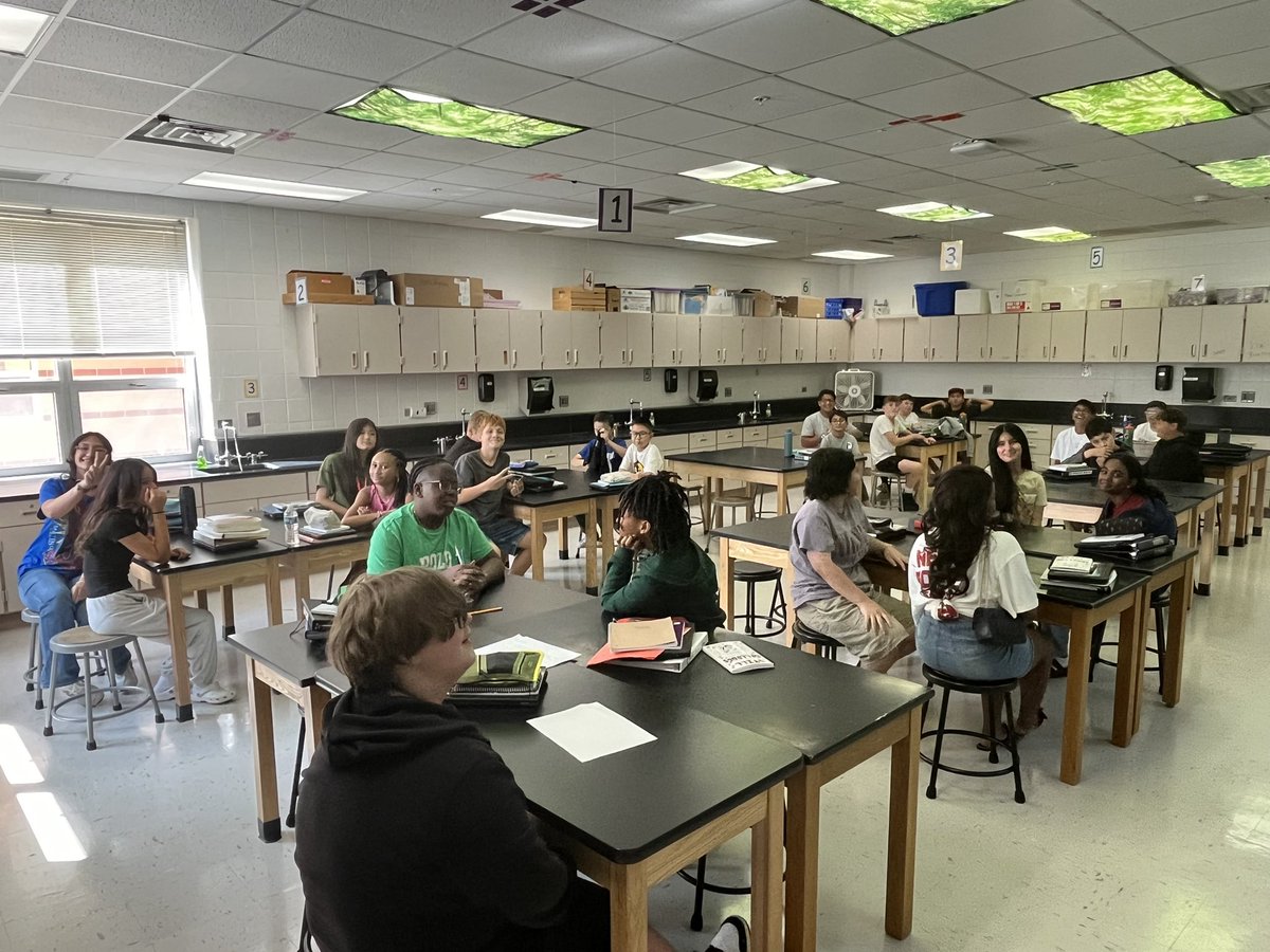 ATalley204 tweet media