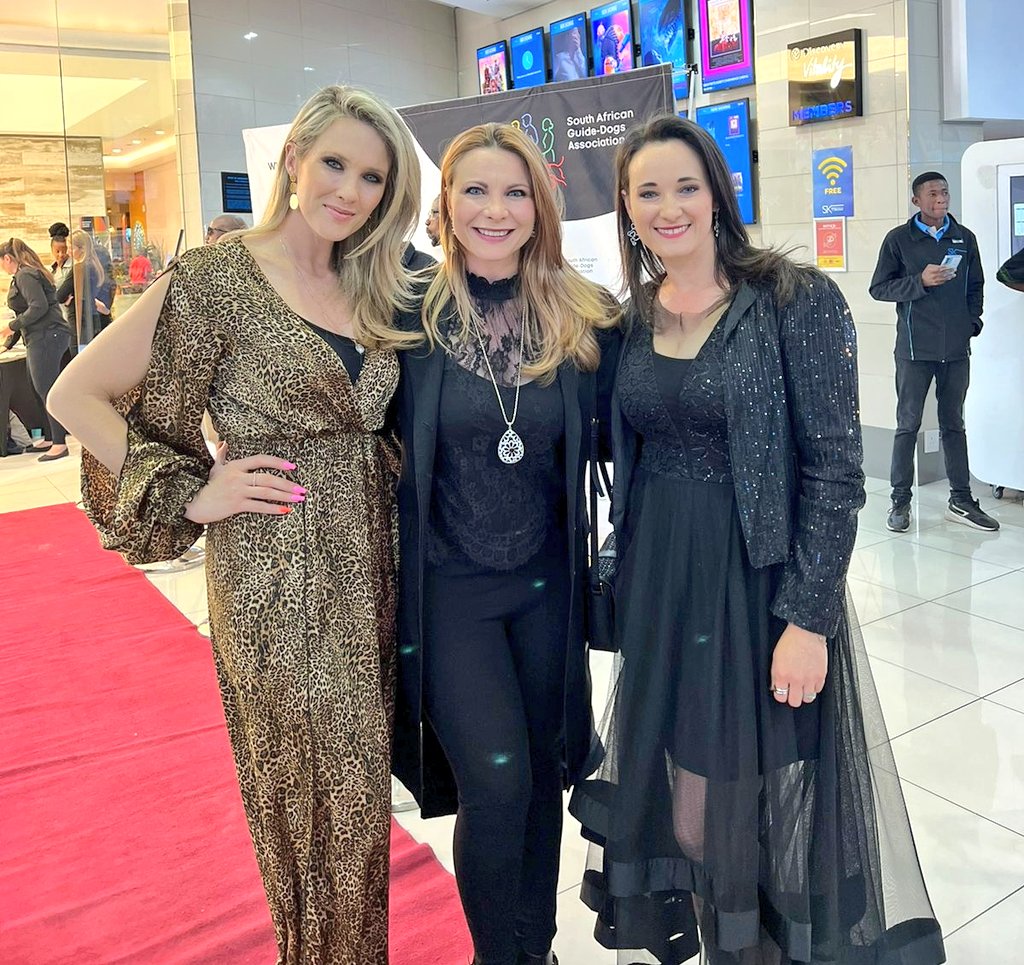 Honoured to be spending the evening with the <a href="/SAGuide_Dogs/">SA Guide-dogs</a> ❤️🐾🐶 ahead of #ShadesDay on the 18th October. Big shout out to the organisations that sponsor this amazing organisation!!!