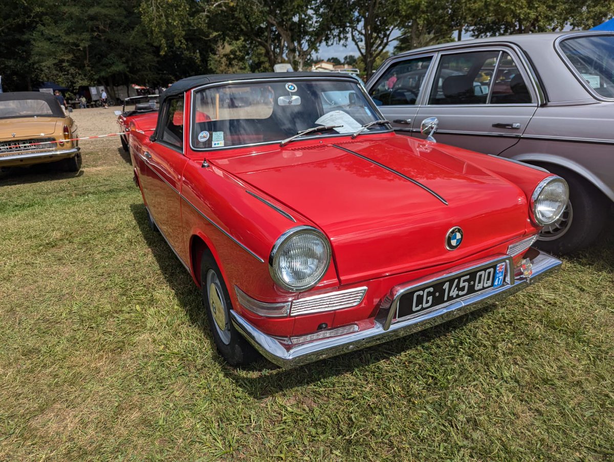 Phil_W4725's tweet photo. @moonwalkeuse76 @ottavaldez Faire la Toscane avec ce type de voiture https://t.co/zlgq3Eb6ap